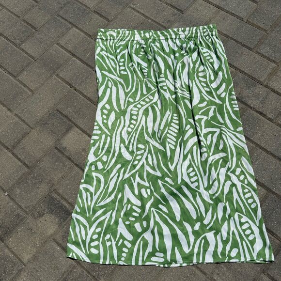 House of Harlow 1960 Green White Straight Skirt Large Side Slit Elastic NWT - Picture 6 of 9